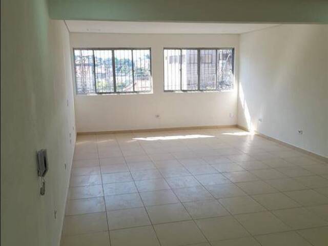 Venda em Vila Marieta - São Paulo