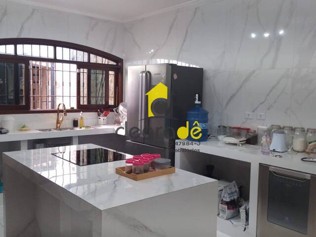 #916 - Casa para Venda em São Paulo - SP - 2