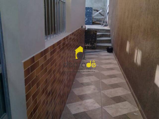 #1002 - Casa para Venda em Itaquaquecetuba - SP - 2