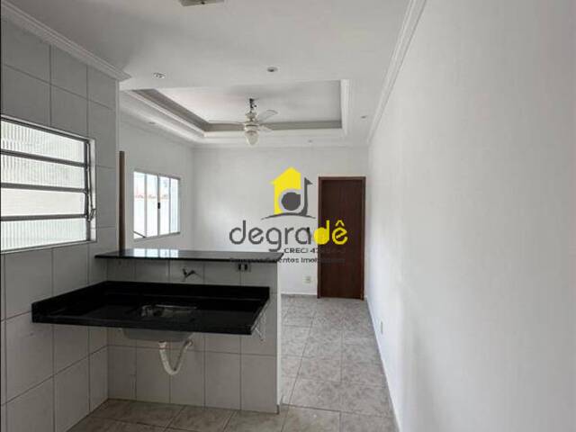 #1010 - Casa para Venda em Praia Grande - SP - 1